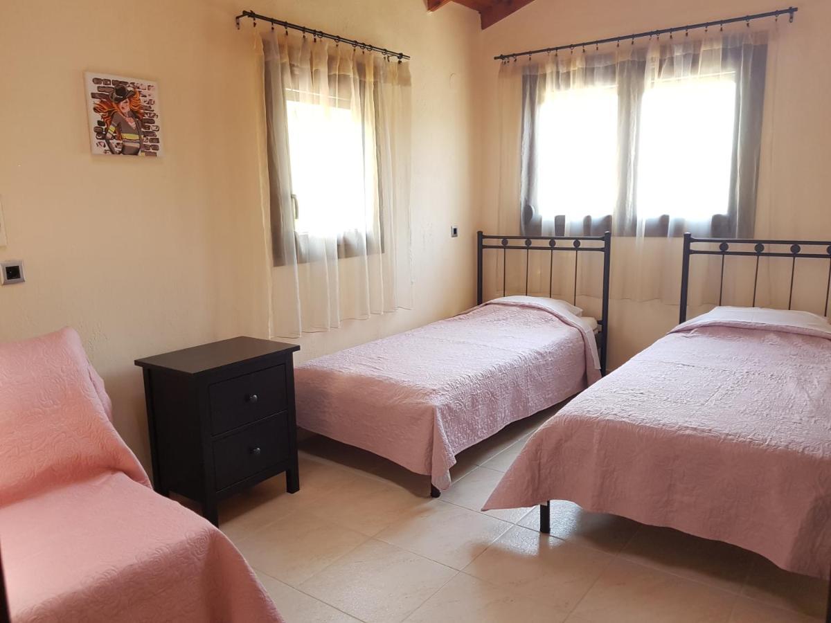 Elani Apartments Siviri Bagian luar foto