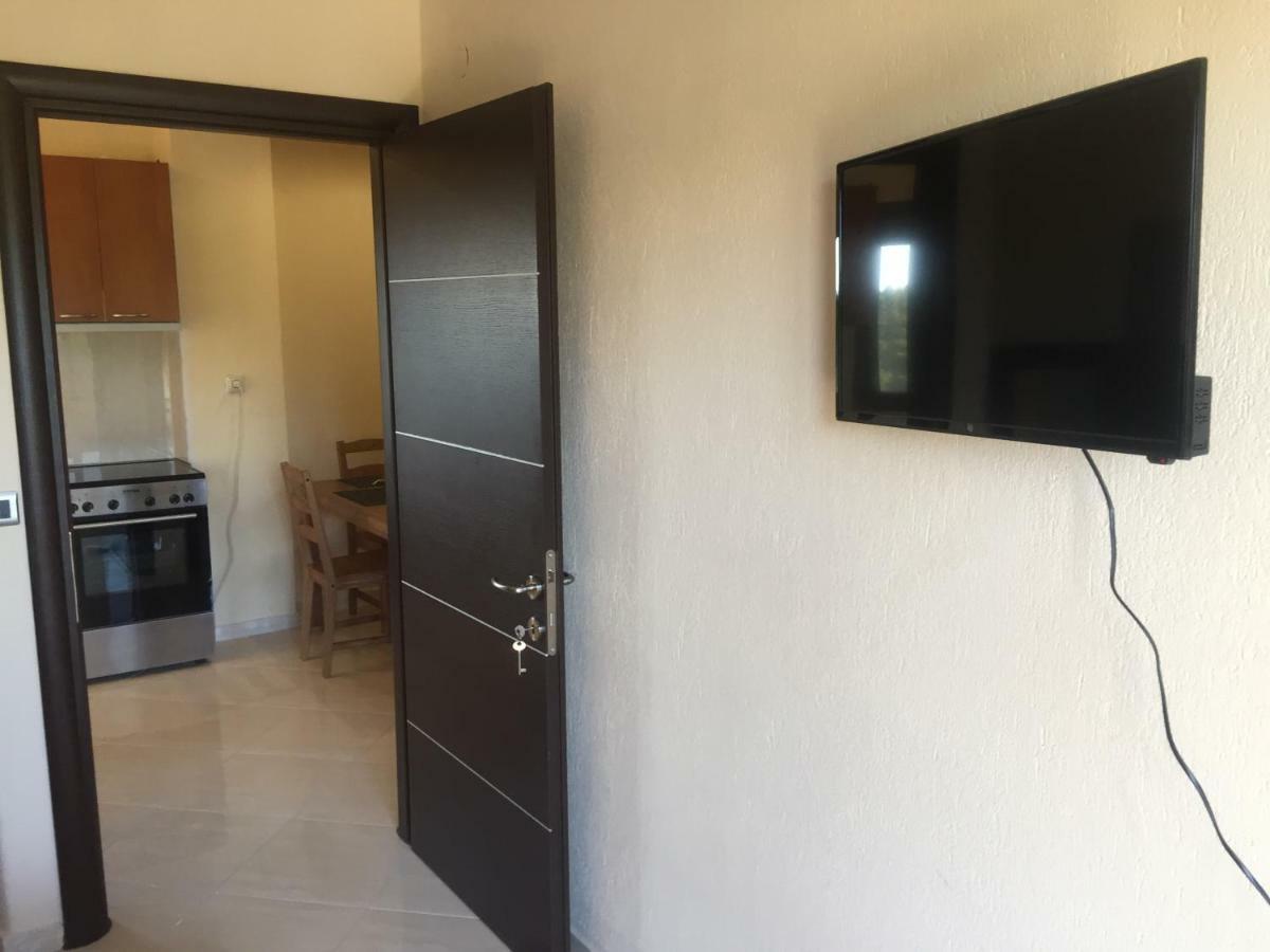 Elani Apartments Siviri Bagian luar foto